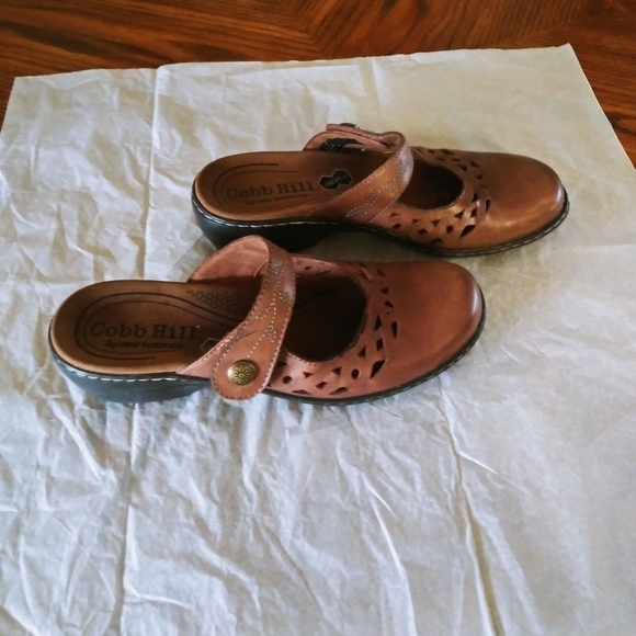 Cobb Hill by New Balance Slip On Sandals - Picture 3 of 9